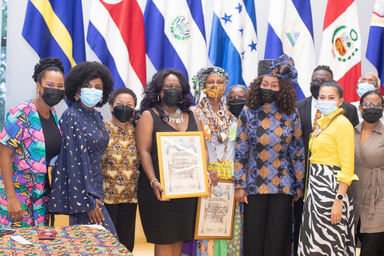 mujeres-afro-panamenas-sobresalen-dentro-del-bicentenario