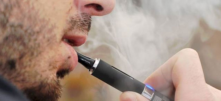 cigarrillos-electronicos-danan-los-dientes-y-encias-al-igual-que-el-tabaco
