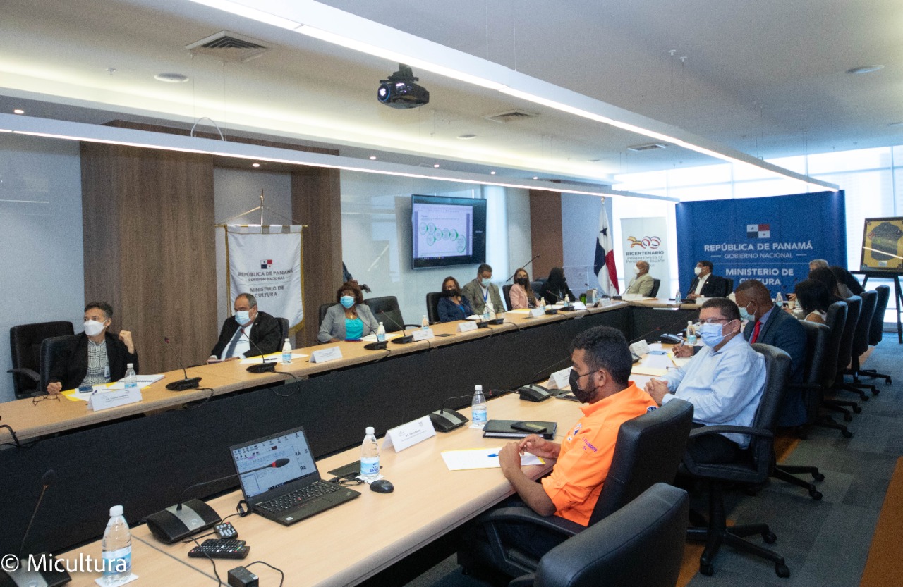 comite-interinstitucional-rinde-informe-de-avance-de-proyectos-ante-el-bid